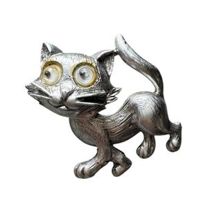 Vintage Silver Cat with googly eyes brooch pin